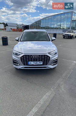 Внедорожник / Кроссовер Audi Q5 2022 в 