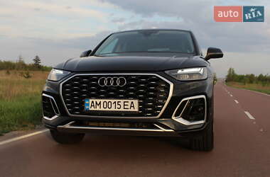 Внедорожник / Кроссовер Audi Q5 2021 в 