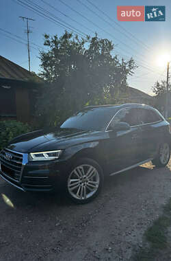 Позашляховик / Кросовер Audi Q5 2017 в Чернігові