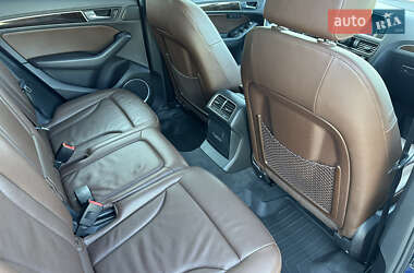 Внедорожник / Кроссовер Audi Q5 2015 в 