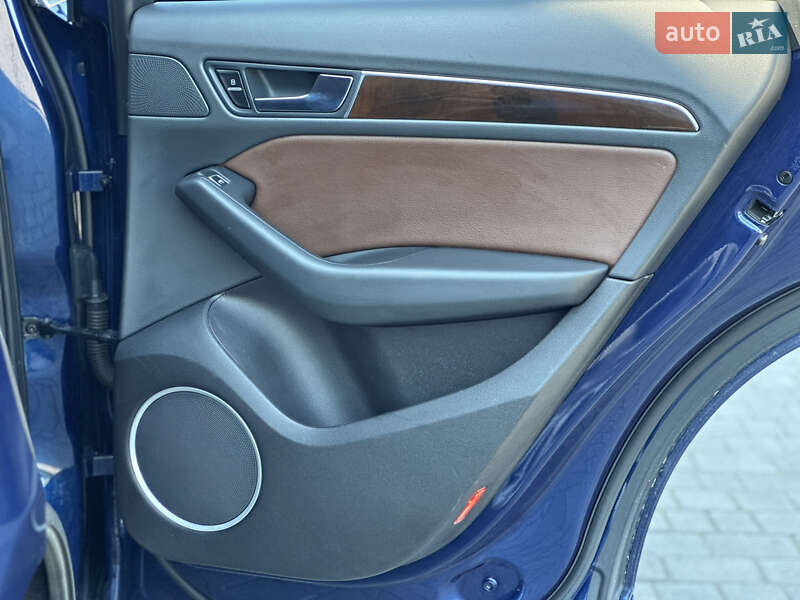 Внедорожник / Кроссовер Audi Q5 2015 в Львове