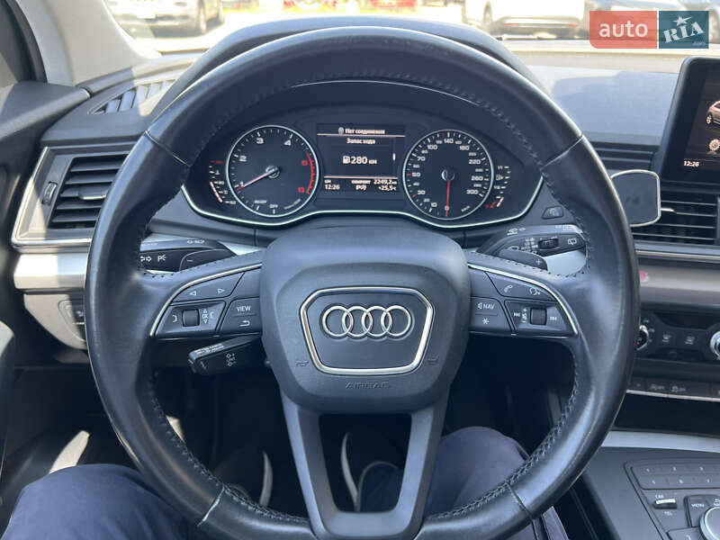 Внедорожник / Кроссовер Audi Q5 2017 в Киеве