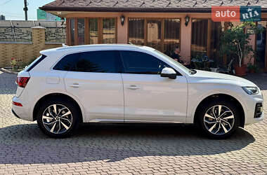 Внедорожник / Кроссовер Audi Q5 2020 в 