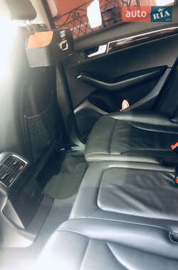 Внедорожник / Кроссовер Audi Q5 2011 в 