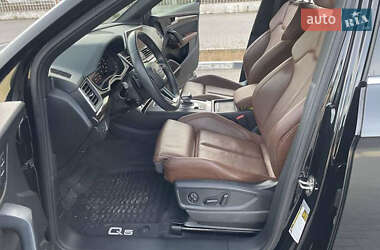 Внедорожник / Кроссовер Audi Q5 2019 в 