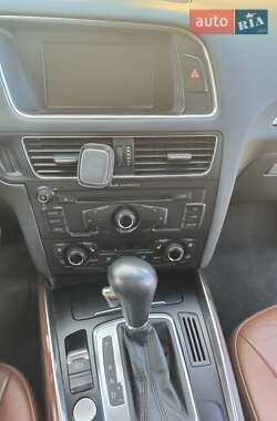 Внедорожник / Кроссовер Audi Q5 2009 в 