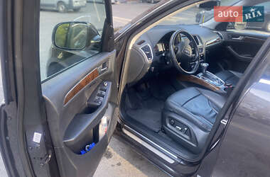 Внедорожник / Кроссовер Audi Q5 2015 в 