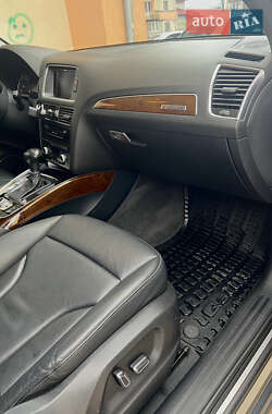 Внедорожник / Кроссовер Audi Q5 2015 в 