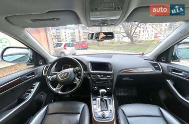 Внедорожник / Кроссовер Audi Q5 2015 в 