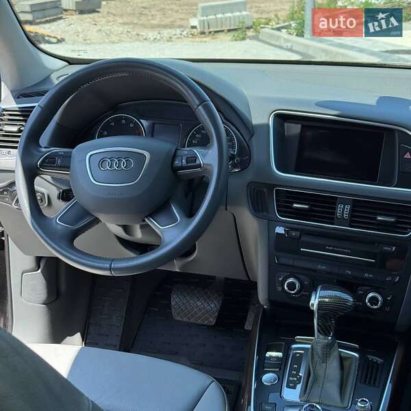 Внедорожник / Кроссовер Audi Q5 2013 в Киеве