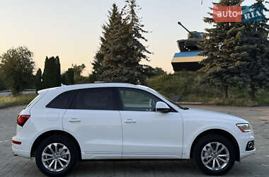 Внедорожник / Кроссовер Audi Q5 2013 в 