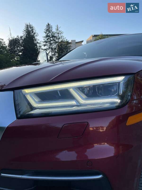 Позашляховик / Кросовер Audi Q5 2017 в Тернополі