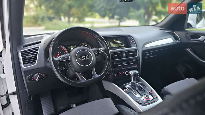 Позашляховик / Кросовер Audi Q5 2016 в Кам'янець-Подільському