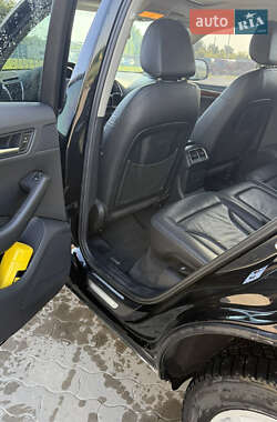 Внедорожник / Кроссовер Audi Q5 2012 в 