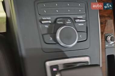 Внедорожник / Кроссовер Audi Q5 2020 в 
