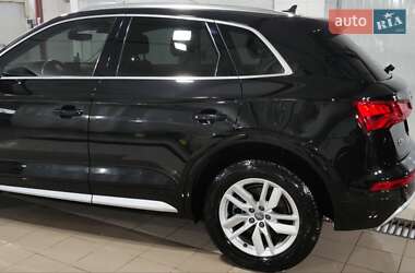 Внедорожник / Кроссовер Audi Q5 2020 в 