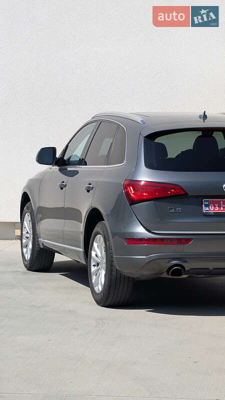 Внедорожник / Кроссовер Audi Q5 2014 в Луцке