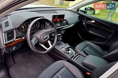 Внедорожник / Кроссовер Audi Q5 2019 в 