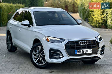 Внедорожник / Кроссовер Audi Q5 2021 в 