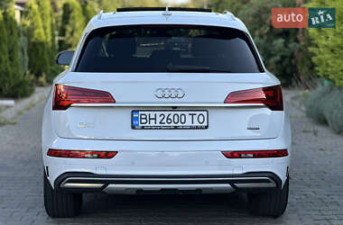Внедорожник / Кроссовер Audi Q5 2021 в 