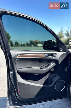 Внедорожник / Кроссовер Audi Q5 2015 в 
