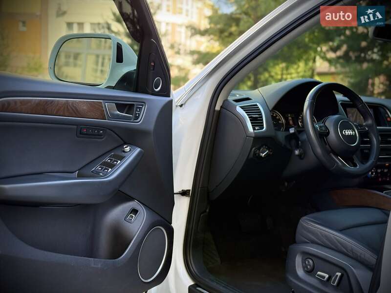 Внедорожник / Кроссовер Audi Q5 2014 в Ивано-Франковске