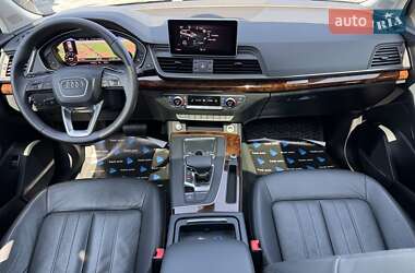 Внедорожник / Кроссовер Audi Q5 2017 в 