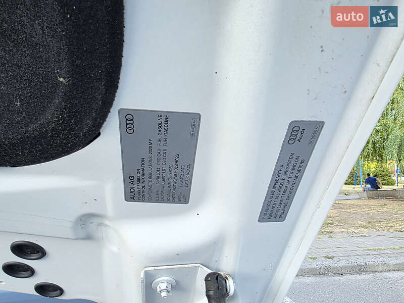 Внедорожник / Кроссовер Audi Q5 2019 в Ужгороде