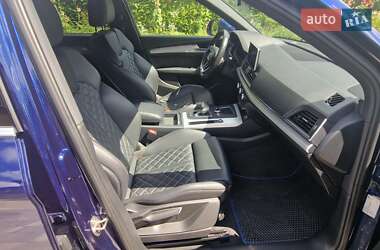 Внедорожник / Кроссовер Audi Q5 2017 в 
