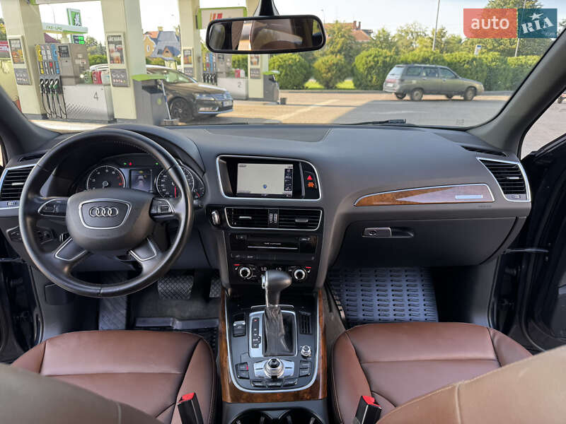 Внедорожник / Кроссовер Audi Q5 2015 в Дрогобыче