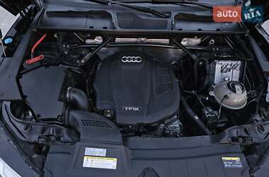 Внедорожник / Кроссовер Audi Q5 2018 в 