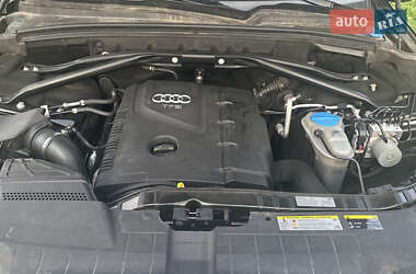 Внедорожник / Кроссовер Audi Q5 2016 в 