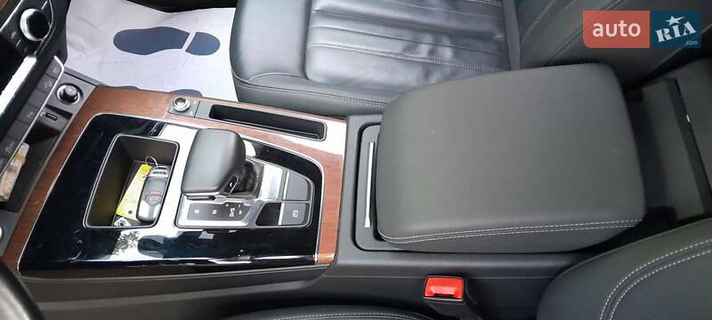 Внедорожник / Кроссовер Audi Q5 2020 в Стрые