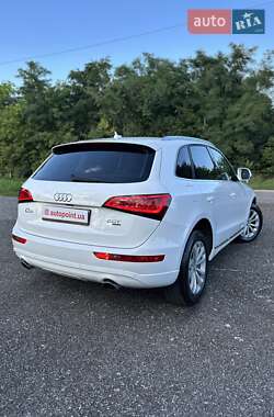 Внедорожник / Кроссовер Audi Q5 2013 в 