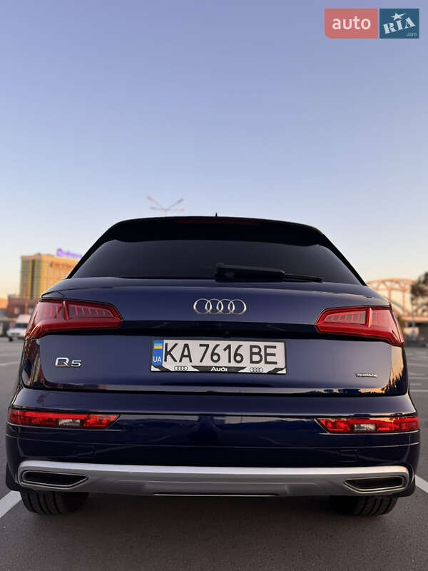 Внедорожник / Кроссовер Audi Q5 2019 в Киеве
