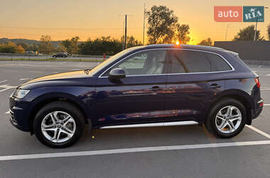 Внедорожник / Кроссовер Audi Q5 2019 в 