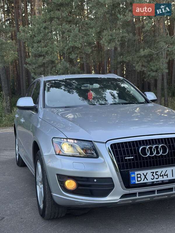 Позашляховик / Кросовер Audi Q5 2011 в Славуті