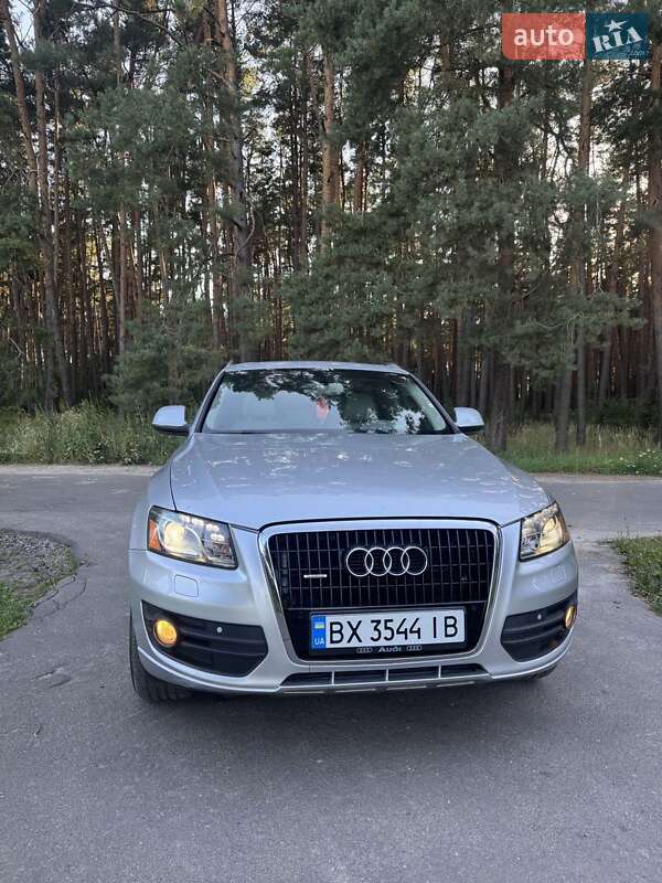 Позашляховик / Кросовер Audi Q5 2011 в Славуті