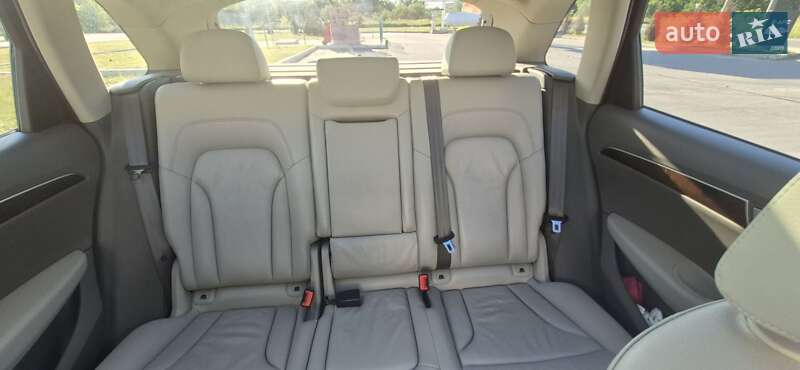 Позашляховик / Кросовер Audi Q5 2011 в Славуті