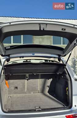Внедорожник / Кроссовер Audi Q5 2011 в 
