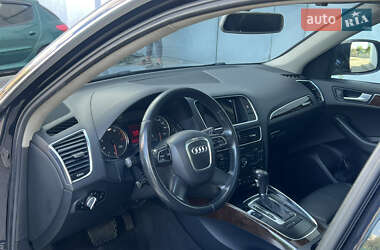 Внедорожник / Кроссовер Audi Q5 2010 в 