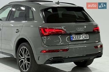 Внедорожник / Кроссовер Audi Q5 2022 в 