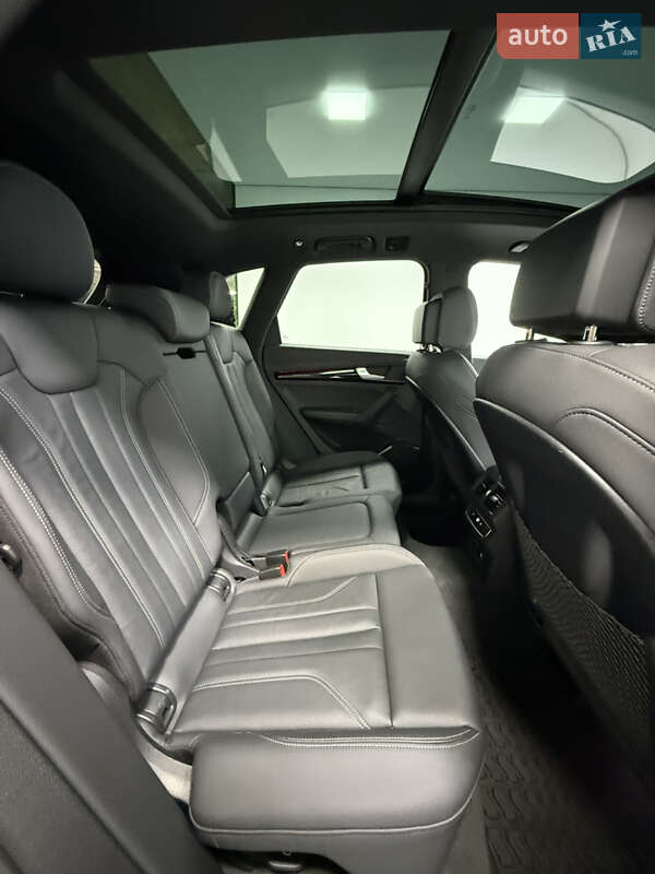 Внедорожник / Кроссовер Audi Q5 2022 в Одессе