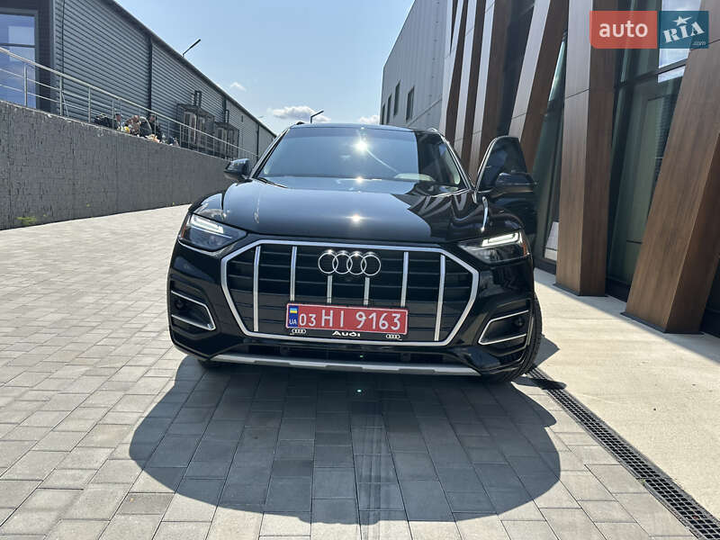 Внедорожник / Кроссовер Audi Q5 2021 в Луцке