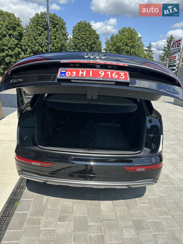 Внедорожник / Кроссовер Audi Q5 2021 в Луцке