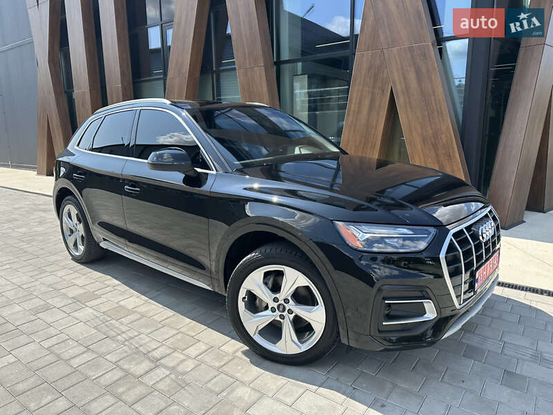 Внедорожник / Кроссовер Audi Q5 2021 в Луцке