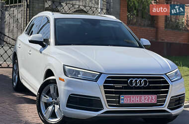 Внедорожник / Кроссовер Audi Q5 2018 в 