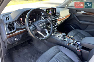 Внедорожник / Кроссовер Audi Q5 2018 в 