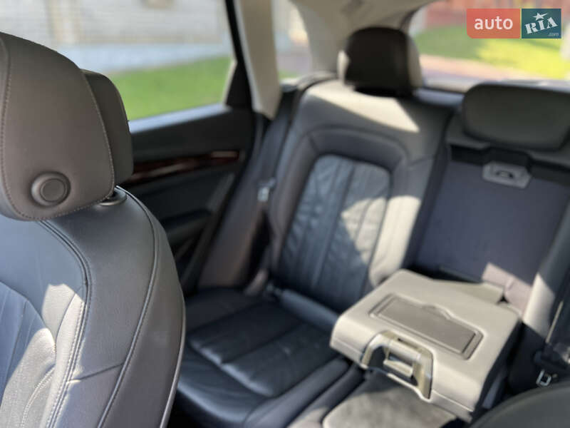 Внедорожник / Кроссовер Audi Q5 2018 в Ровно