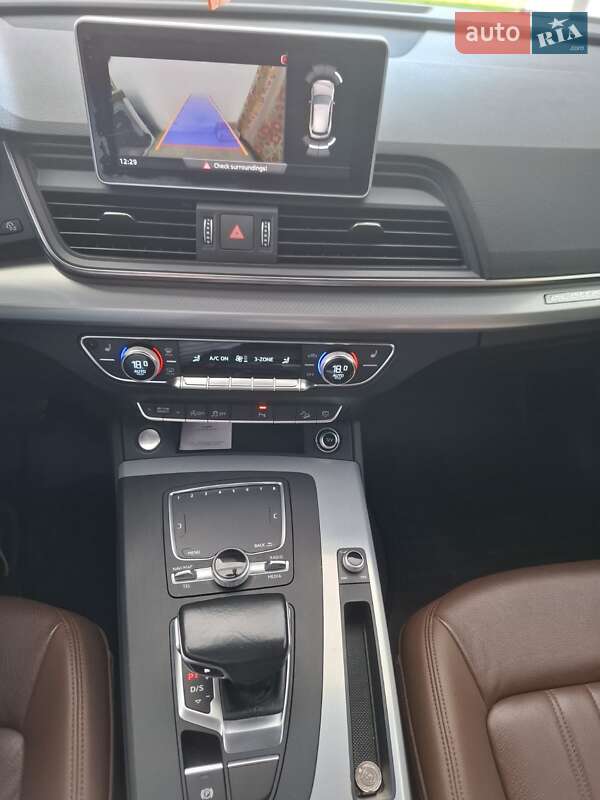 Внедорожник / Кроссовер Audi Q5 2017 в Чорткове